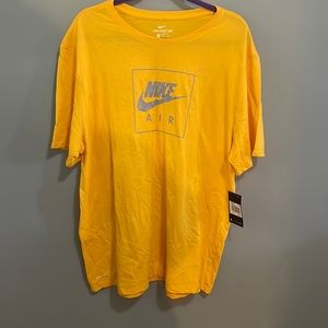 Brand new Nike tee